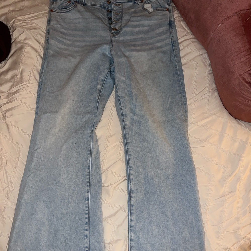 American Eagle Light Flare Jeans